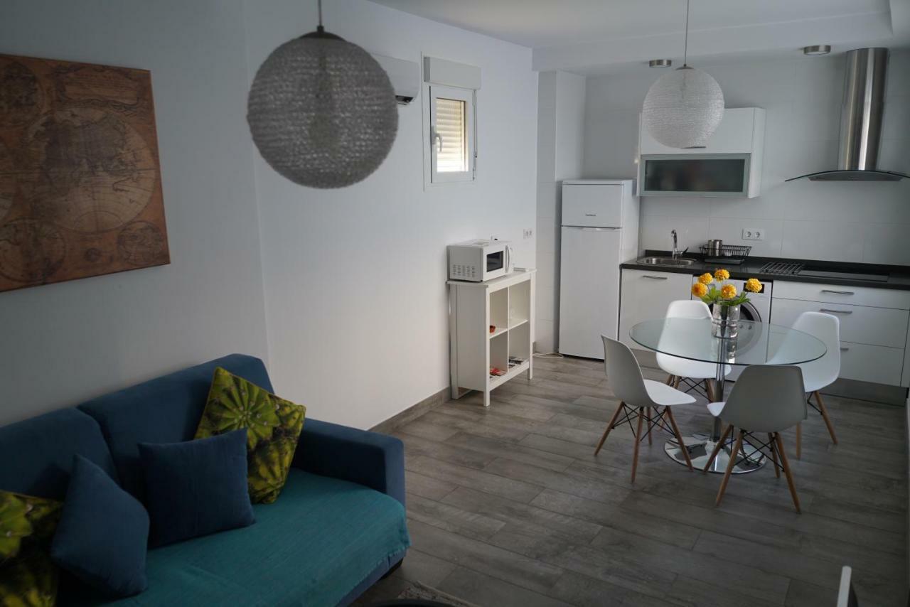 Atico Con Terraza En Alameda De Hercules Sewilla Zewnętrze zdjęcie